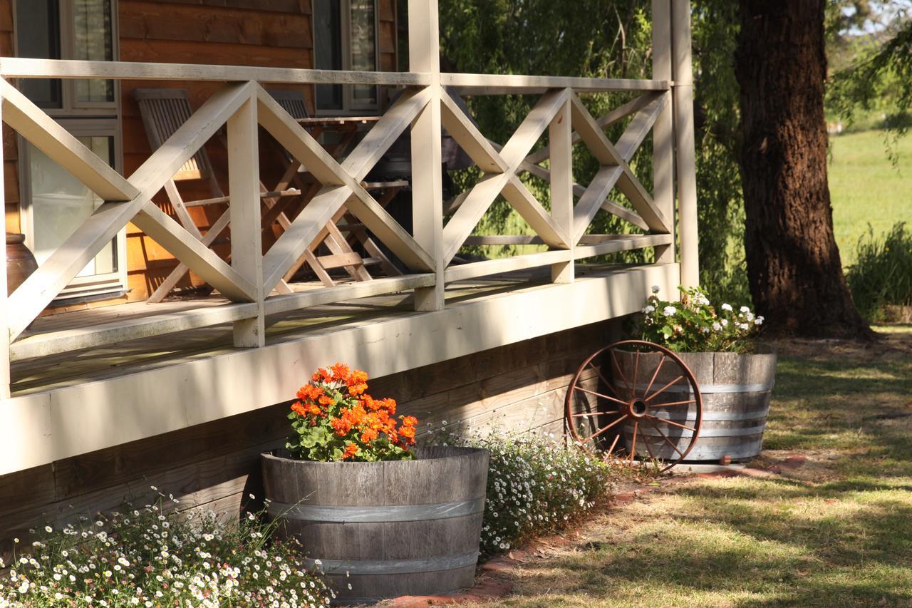 Little Lake Cottage Nyora Room photo